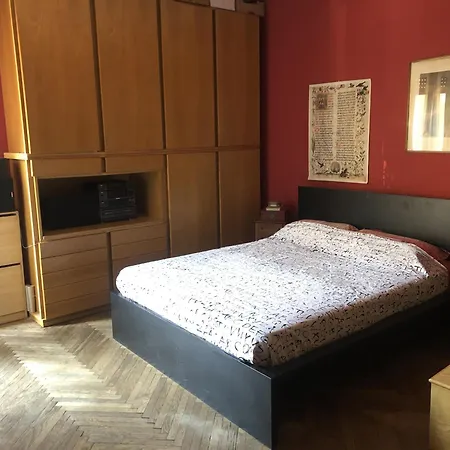 In Via Tolstoi Milaan